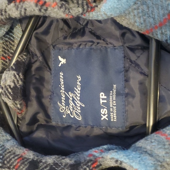 Coat - Picture 2 of 4